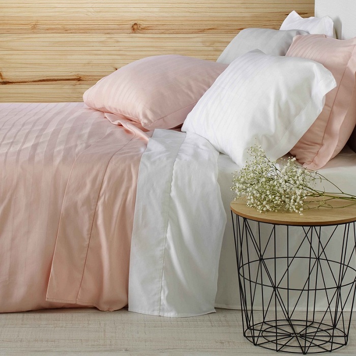 ropa de cama para dormitorio
